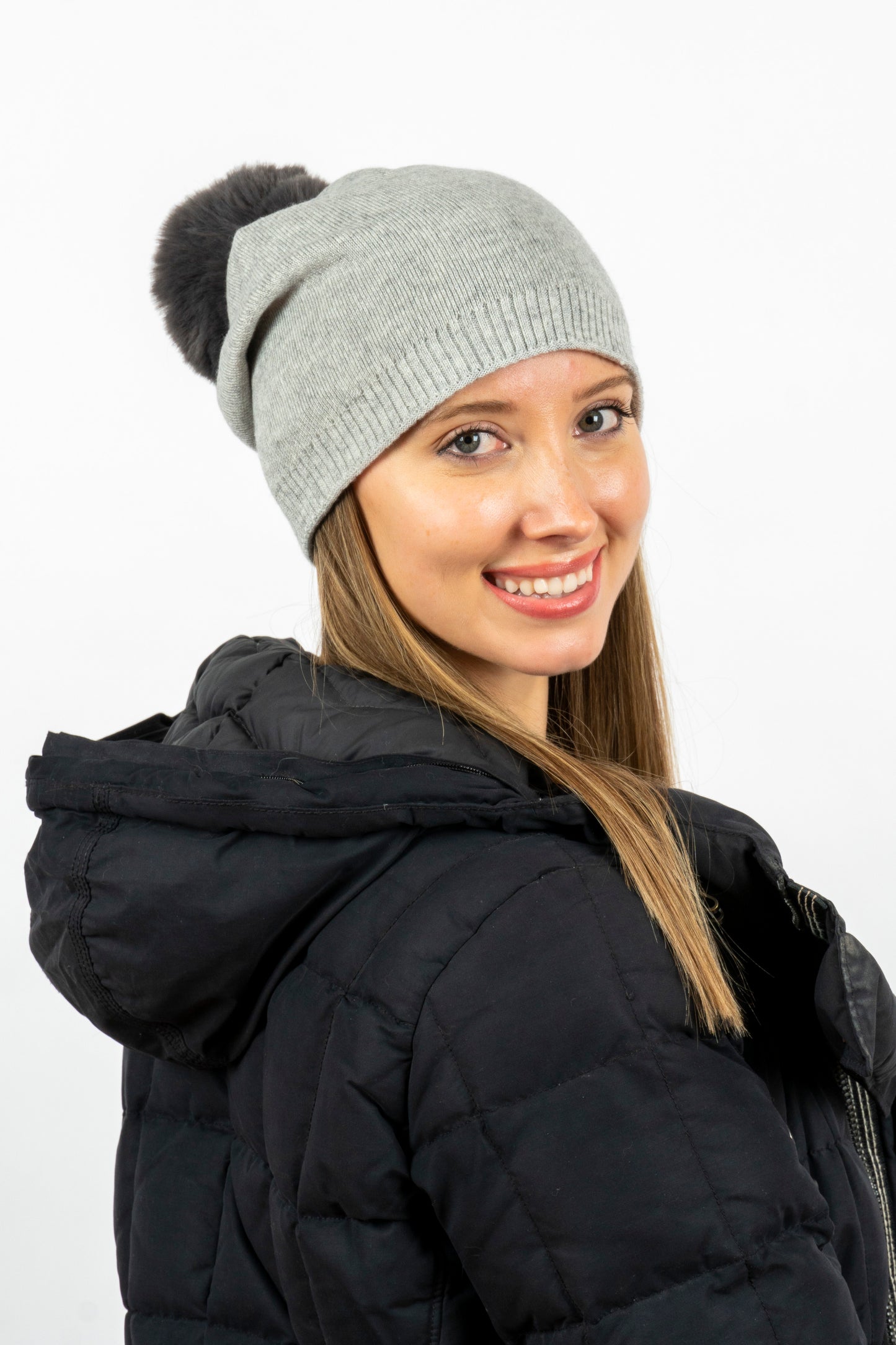 brooklyn beanie heather/charcoal faux fur pom